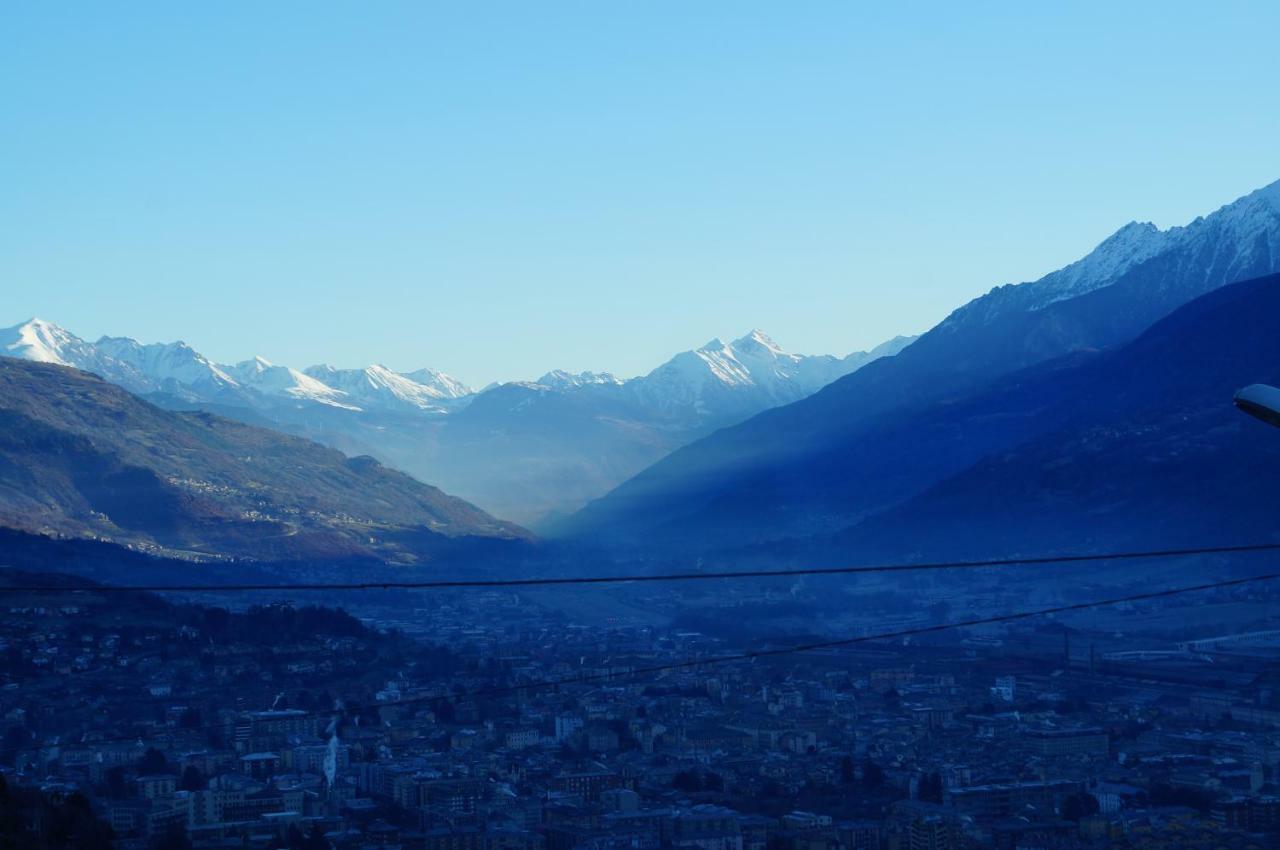 Grand Paradis Lägenhet Aosta Exteriör bild